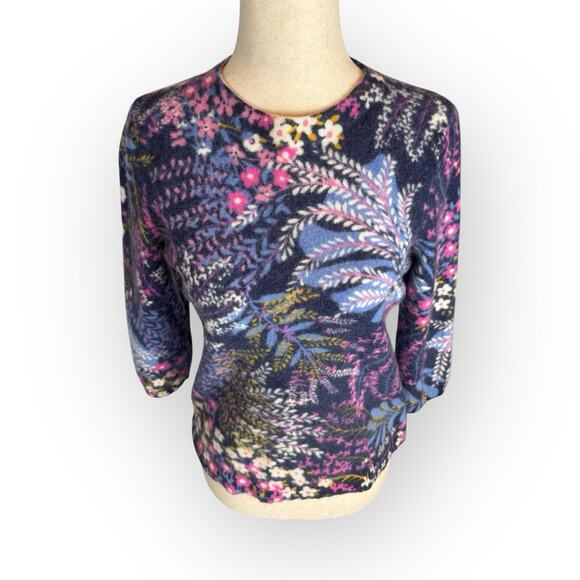 Talbots Cashmere Floral Sweater Size Large (Runs Small) - Picture 3 of 6